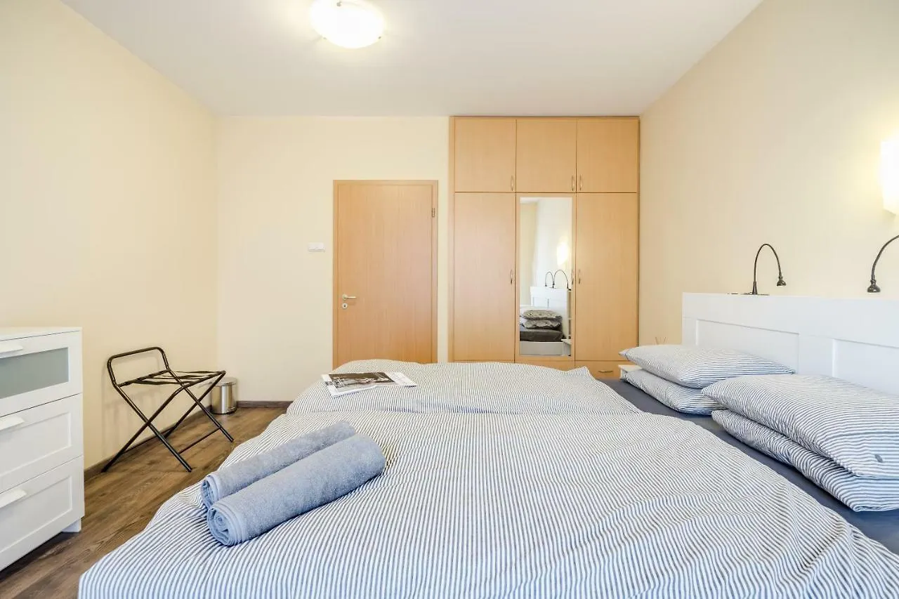 Bpr Vivid Downtown Vibe With Balcony Apartment Budapest 0*,  Hungary