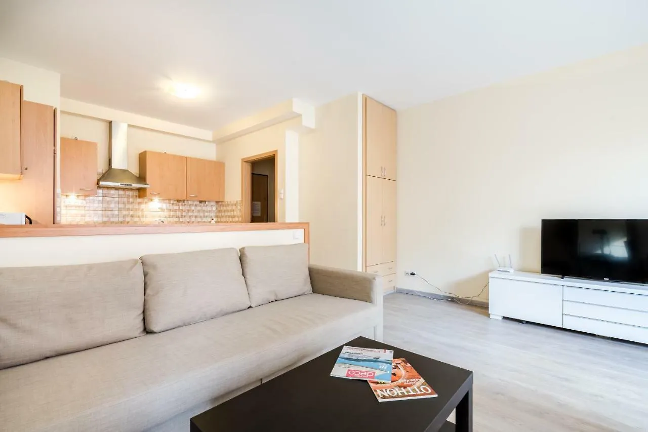 Bpr Vivid Downtown Vibe With Balcony location